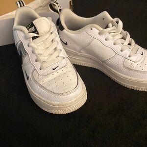 Air Force 1 LV8 utility (GS)
